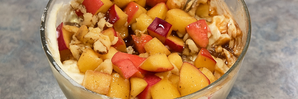 cropped-Yogurt-with-Apples-and-Walnuts1.png